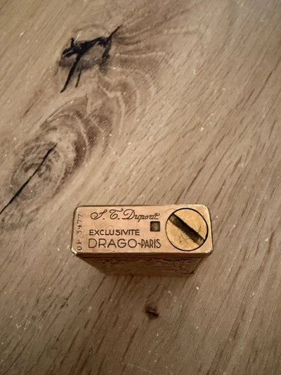Briquet S.T. Dupont Drago Paris 5e Bataillon Thai Indochine Essence