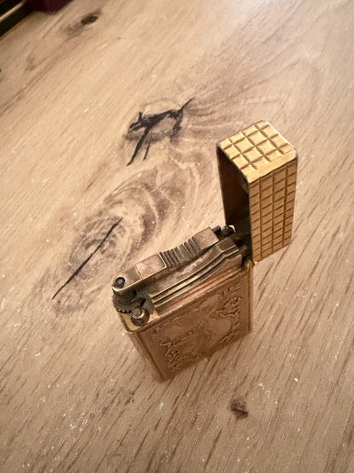 Briquet S.T. Dupont Drago Paris 5e Bataillon Thai Indochine Essence