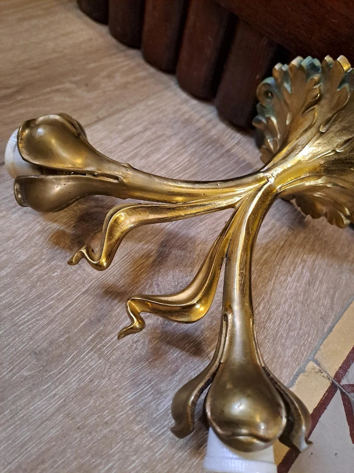 Paire D'Appliques ou Plafonniers En Bronze Art Nouveau