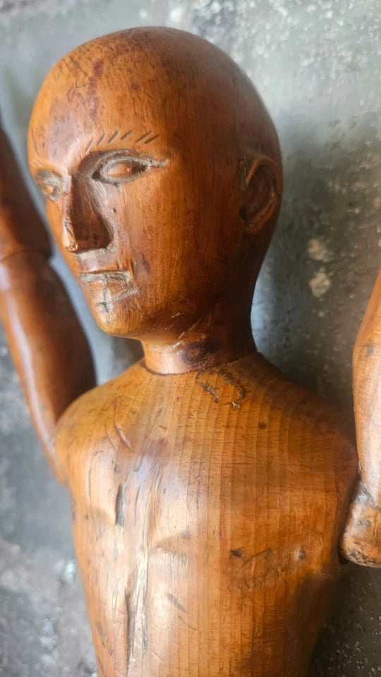 Mannequin Ancien Articulé En Bois Sculpté