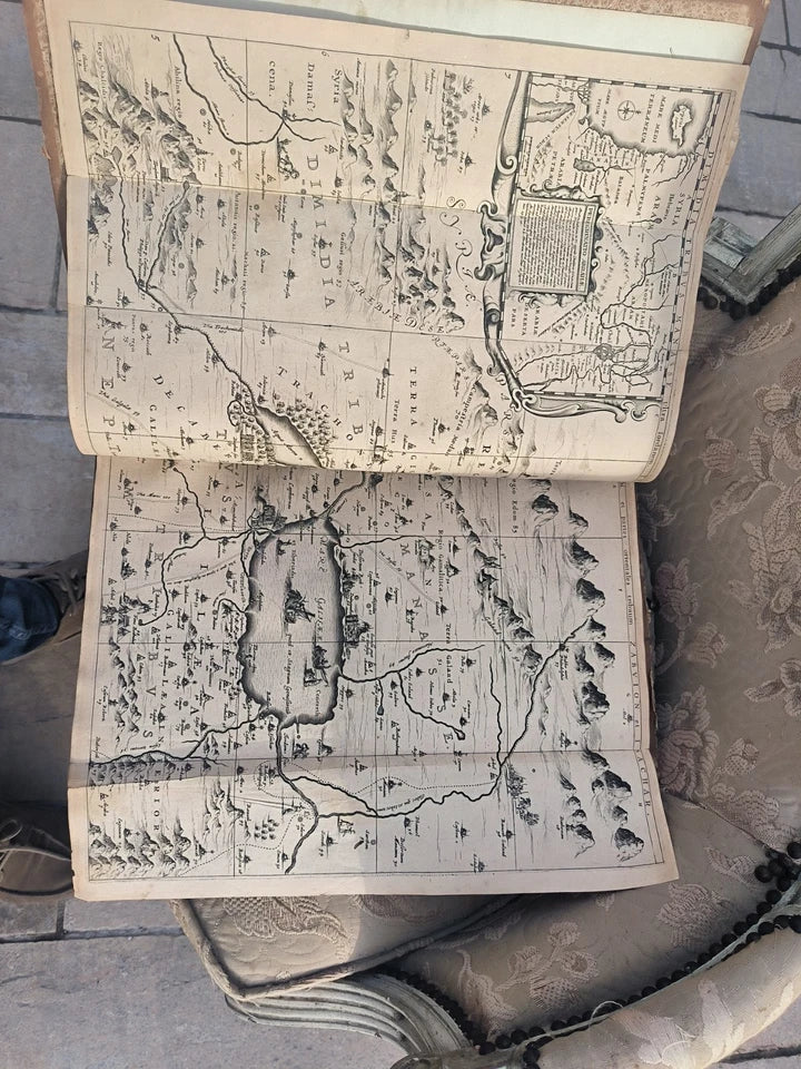 Livre Ancien Geographie Ancienne Sacré Et Profane Xviieme - 1652