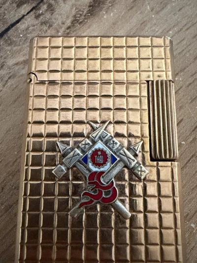 Briquet S.T. Dupont Drago Paris 5e Bataillon Thai Indochine Essence