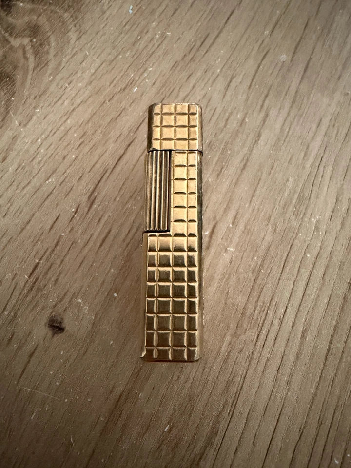 Briquet S.T. Dupont Drago Paris 5e Bataillon Thai Indochine Essence