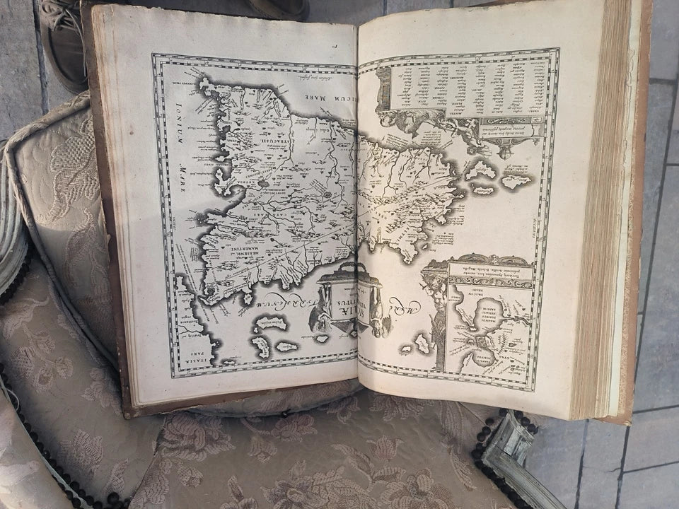 Livre Ancien Geographie Ancienne Sacré Et Profane Xviieme - 1652
