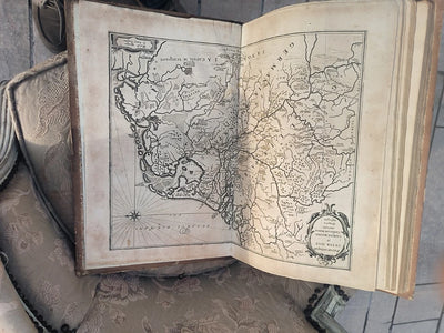 Livre Ancien Geographie Ancienne Sacré Et Profane Xviieme - 1652