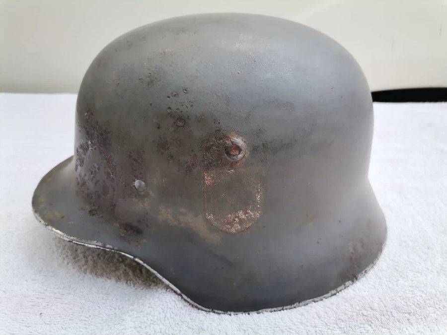 Casque Allemand troupe ww2 original - impacté